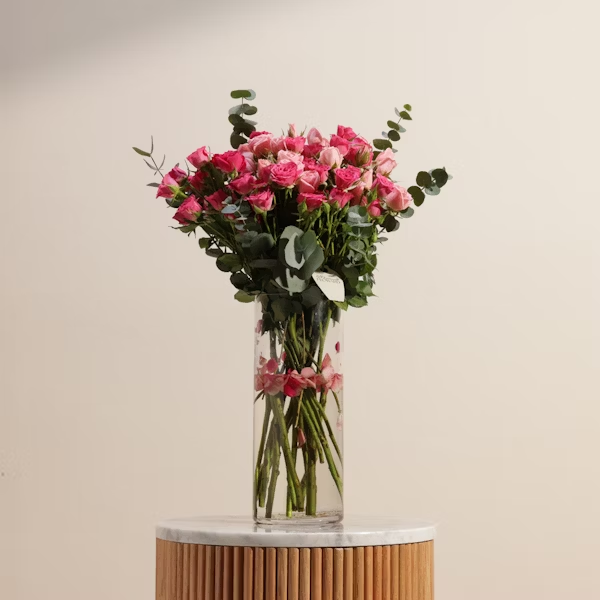 Graceful baby roses vase